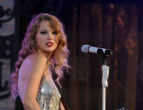 Taylor Swift Extends Her ‘eras Tour Throwback 2k