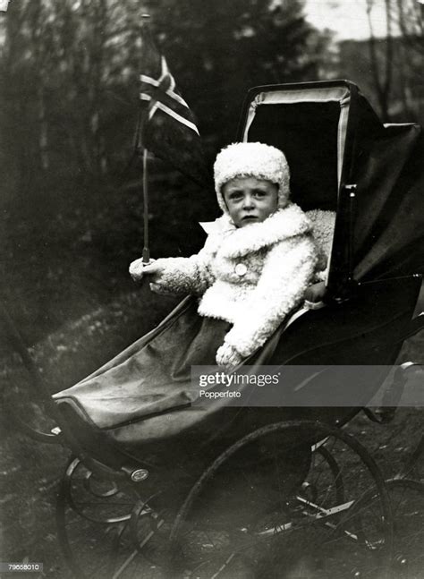 November 1905 Crown Prince Olav Of Norway Pictured In His Pram As A