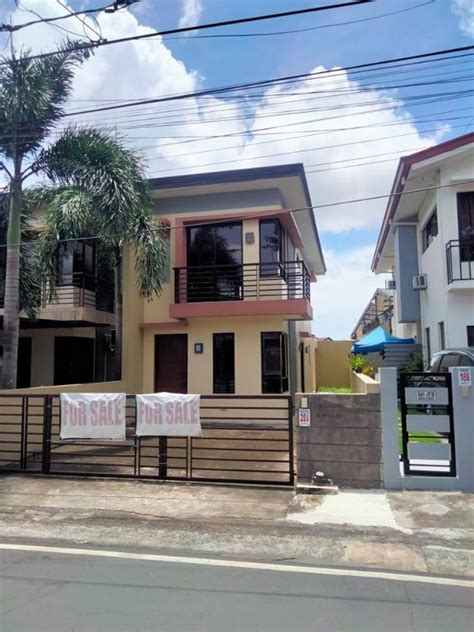 Single House And Lot In Pilar Village Las Pinas City Property For