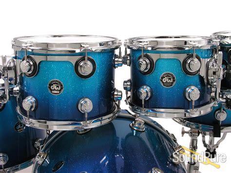 Dw 6pc Collectors Series Maple Drum Set Blue Sparkle Fade