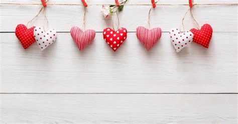 The best selection of royalty free valentine background vector art, graphics and stock illustrations. Valentine's Day Wallpaper Everyone Will Fall In Love With ...