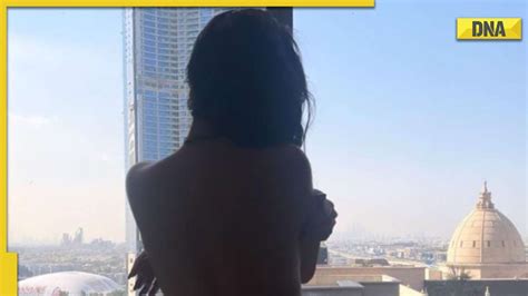 Urfi Javed Goes Topless Poses In Bathtub During Dubai Vacation Photo