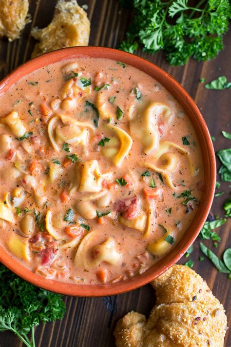 Tuscan Tortellini Soup With Spinach And White Beans Recette Souper