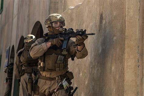 Force Recon Marines Training Military Operations In Urban Terrain 14