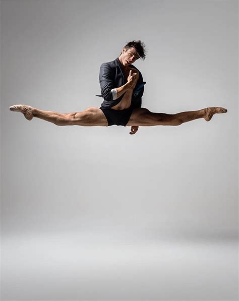 Male Ballet Dancers Male Dancer Rudolf Nureyev Dance Photos Dance Pictures Manga K Turner