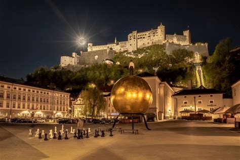 Visit the princely residence, a magnificent. Salzburg Foto & Bild | architektur, architektur bei nacht ...