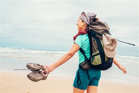tips for solo women travellers what to expect when you re travelling alone the first time oyo