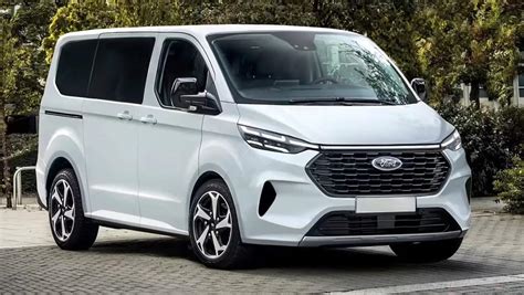 Ford Tourneo Custom 2023 Economical Electric Van
