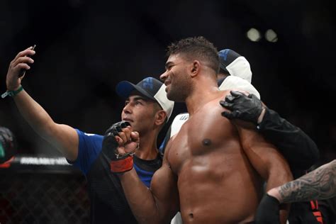 Alistair the demolition man overeem stats, fights results, news and more. Alistair Overeem Escapes 'Huge Explosion' In Albuquerque