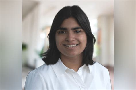 Month of Discovery Student Researcher: Aria Penna, BUS ‘25 - UConn Today