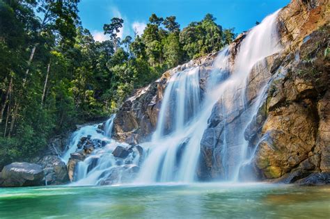 Objek wisata ini dapat anda temukan di desa dringo, kecamatan todanan, kabupaten blora. 5 Air Terjun Menarik Yang Boleh Anda Kunjungi Di Malaysia