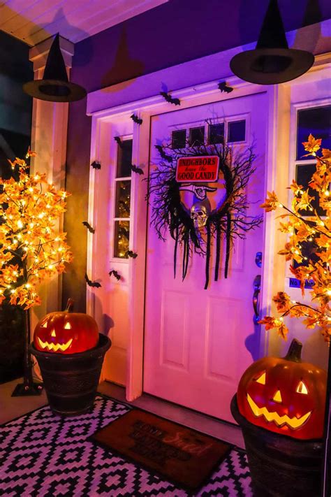 How To Decorate Your Front Porch For Halloween On A Budget 21 Easy And
