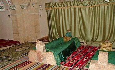 Tomb Of Umar Bin Abdul Aziz Islamiclandmarks Com