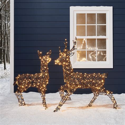 Studley Rattan Stag And Doe Light Up Reindeer Duo 24v Uk