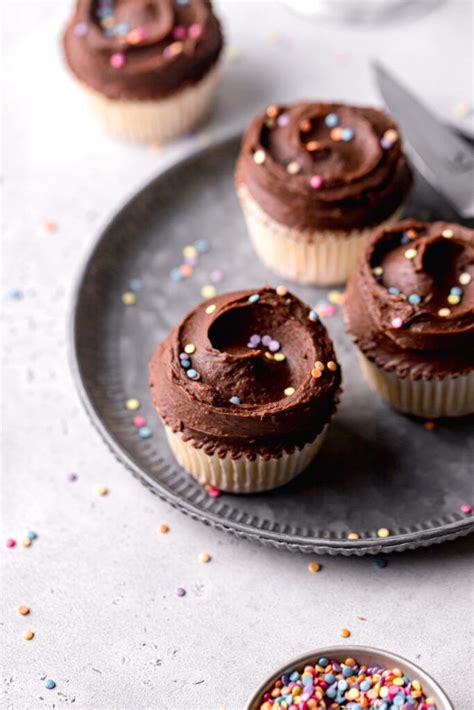 Small Batch Vanilla Cupcakes With Dark Chocolate Frosting Recipe Cupcake Calories Chocolate