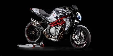 The nice folk at mv tried to alleviate my apprehensions, though. MV Agusta Brutale 1090 RR Bilder und technische Daten