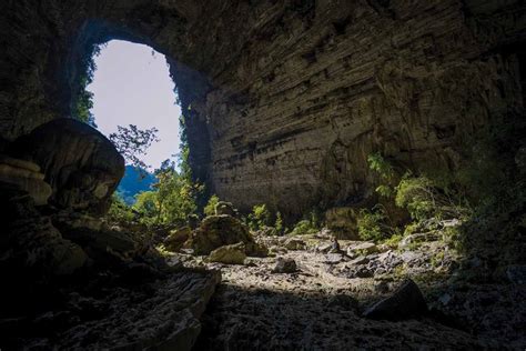 Enter The Jungle Cave Trekking In Vietnam Insideasia Blog