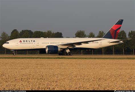 N704dk Delta Air Lines Boeing 777 232lr Photo By Thom Luttenberg Id