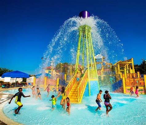 Sunlite Pool At Coney Island Amusement Park In Cincinnati Is A Blast