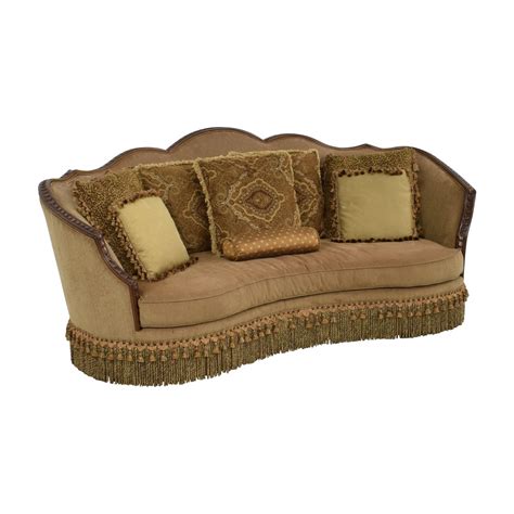 Legacy Classic Furniture Pemberleigh Sofa 85 Off Kaiyo