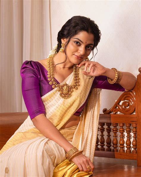 Nikhila Vimal In Set Saree Photoshoot