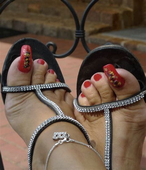 Pin By Abdul Azim Azim On Lady Barbara Feet Sexy Toes Beautiful Feet