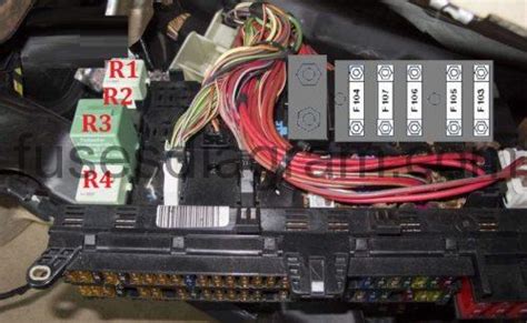 Blower motor resistor is faulty, i can 100% guarantee. Fuse box BMW X5 E53