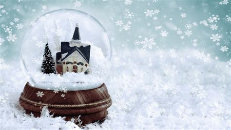 Christmas Snow Globes For Decorating And Ting