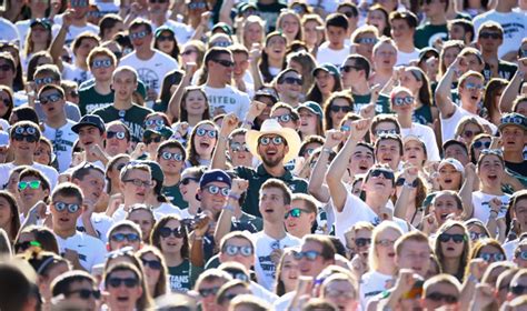 Vote Now For The 2015 Spartan Football Student Section Shirt Msutoday
