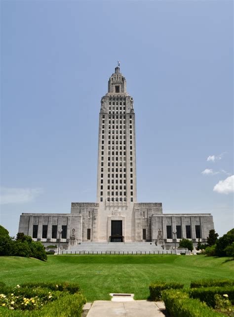 A Must See Building Costs Capitol Building Louisiana State Capitol
