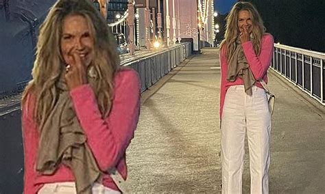Age Defying Elle Macpherson 58 Looks Pretty In Pink As She Poses On A Bridge In London