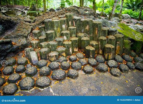 Geological Columnar Jointing Stock Photo Image Of Stone Basalt