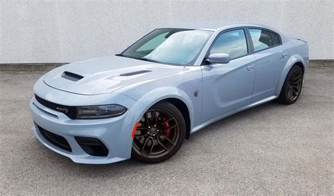 Quick Spin 2021 Dodge Charger Srt Hellcat Redeye The Daily Drive