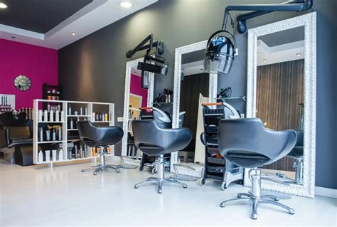 37 Mind Blowing Hair Salon Interior Design Ideas In 2021 Salon