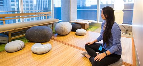 how to create a wellness room to re energize your employees