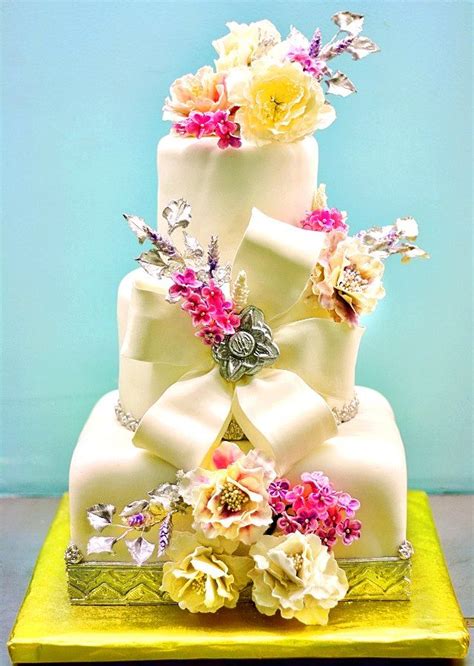 Get your free tickets right now to the bridal & expo (or pay $10 at the door)! Northern Beaches Wedding Expo jellifi.com | Silver wedding cake, Purple wedding cakes, Cool ...