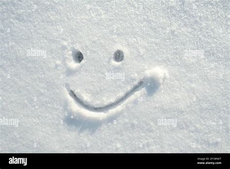 Smiley Face In Snow Hi Res Stock Photography And Images Alamy