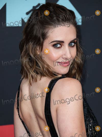 Photos And Pictures NEWARK NEW JERSEY USA AUGUST Actress Alison Brie Wearing An Elie