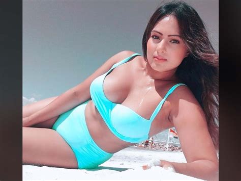 Pic Talk Nikesha Patel Is Back In Bikini