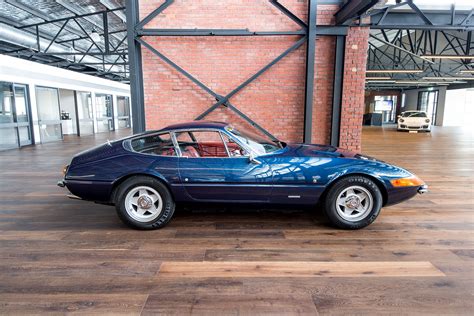 In ferrari non c'è gran fretta di rimpiazzare la già citata 275 gtb/4, ma tale leonardo fioravanti, nel 1966, mette nero su bianco ciò. 1970 Ferrari 365 GTB/4 Daytona For Sale - Richmonds Classic Sports Cars