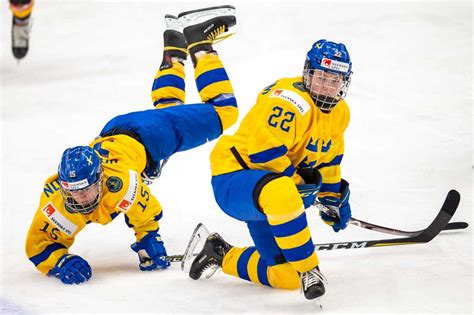 Har tjeckien vunnit hockey vm? VM: Sverige illa ute - Damkronorna föll mot Tjeckien ...