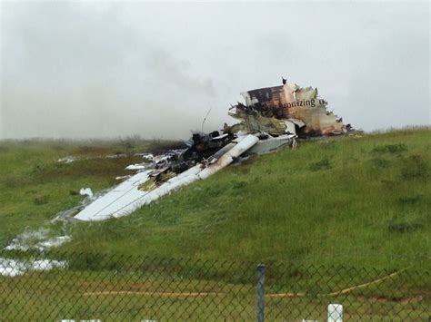 1 Dead 3 Injured In Small Plane Crash At Utah Airport Hundreds Of