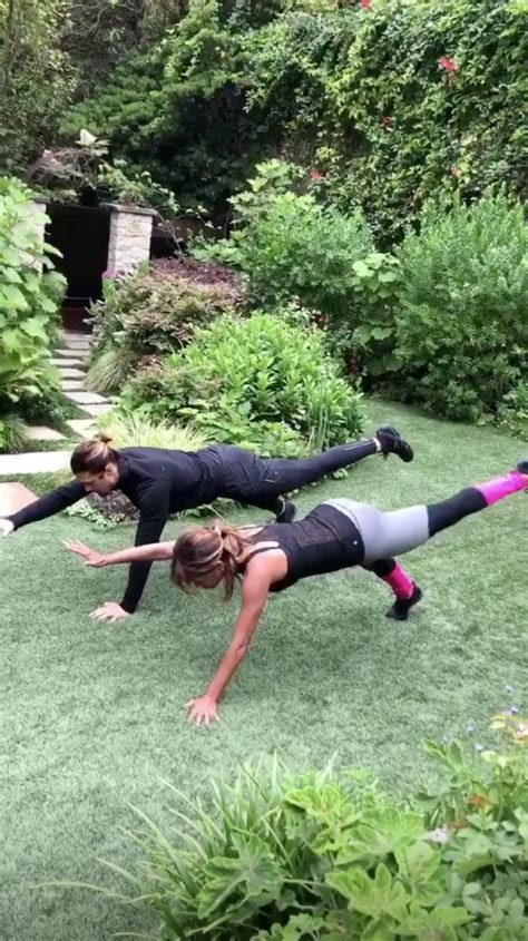 The Super Easy Fitness Move That Gets Halle Berry Her Flattest Abs
