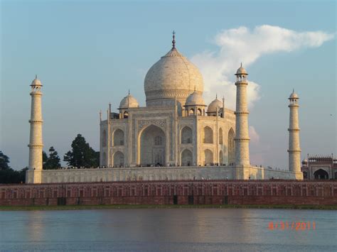 Traveling With Rhona Taj Mahal Agra India