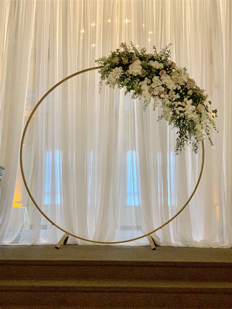Large Ring Altars Are Quite The Trend This Year And Nothing Makes A