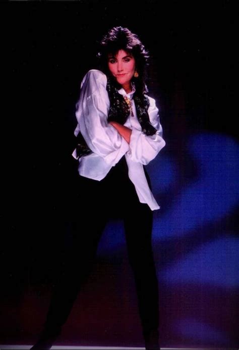 Fabulous Photos Of Laura Branigan In The S And S Vintage Everyday