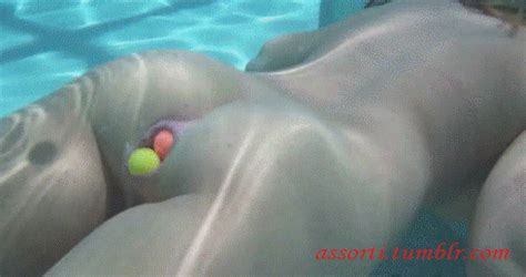 Letting Out Beads Underwater Gif