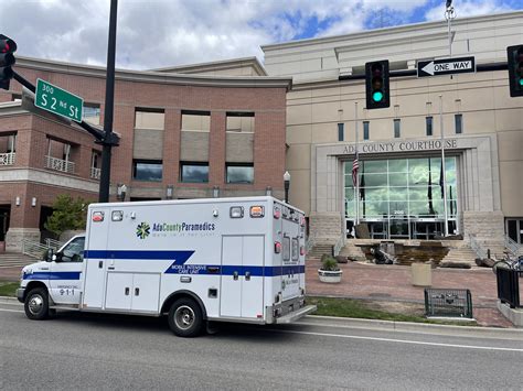 Cathy Russon on Twitter: "An ambulance arrived at the courthouse today
