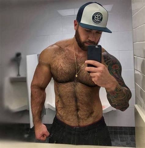 Hairy And Muscles 👌🏽🔥 Hairy Men Hairy Muscle Men Hairy Chested Men