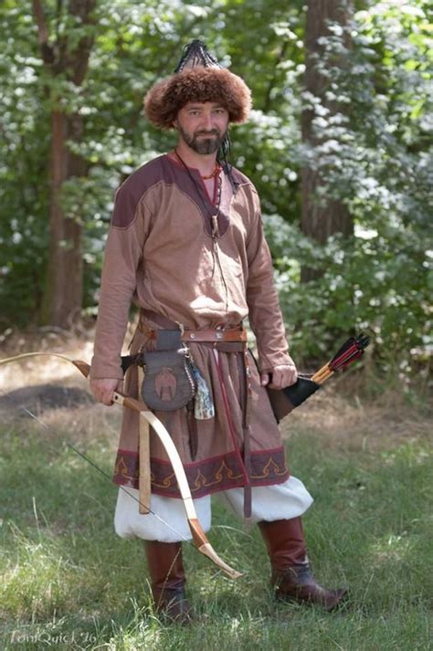 Traditional Hungarian Archers In The 10th Century Hungarian Clothing